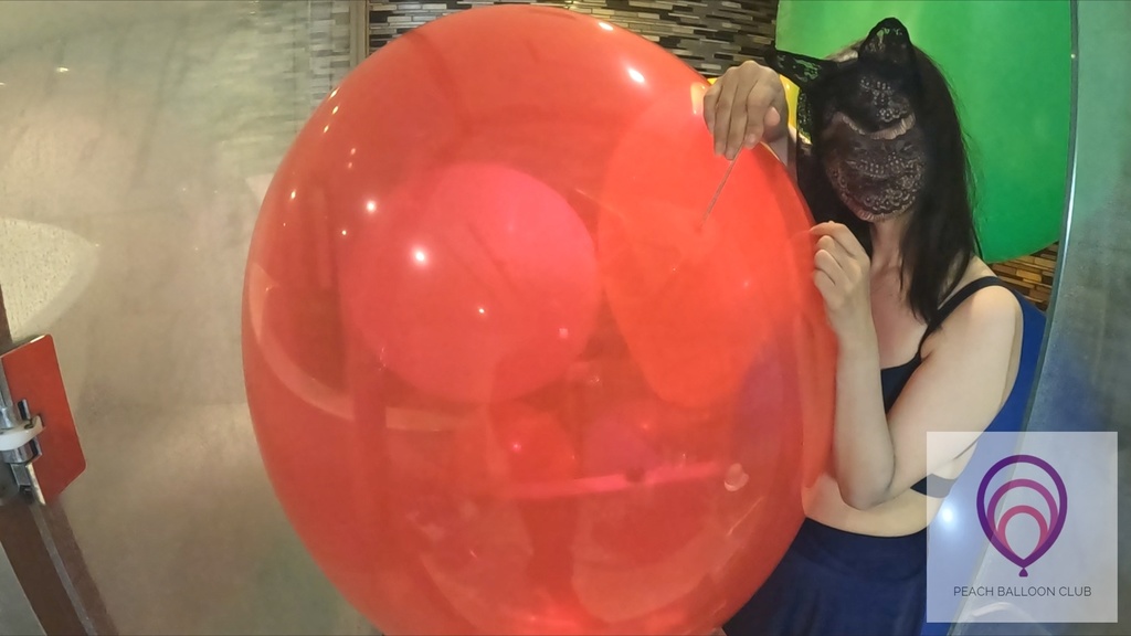 ピーチバルーンクラブ No.10-3 MIYAの巨大風船割り