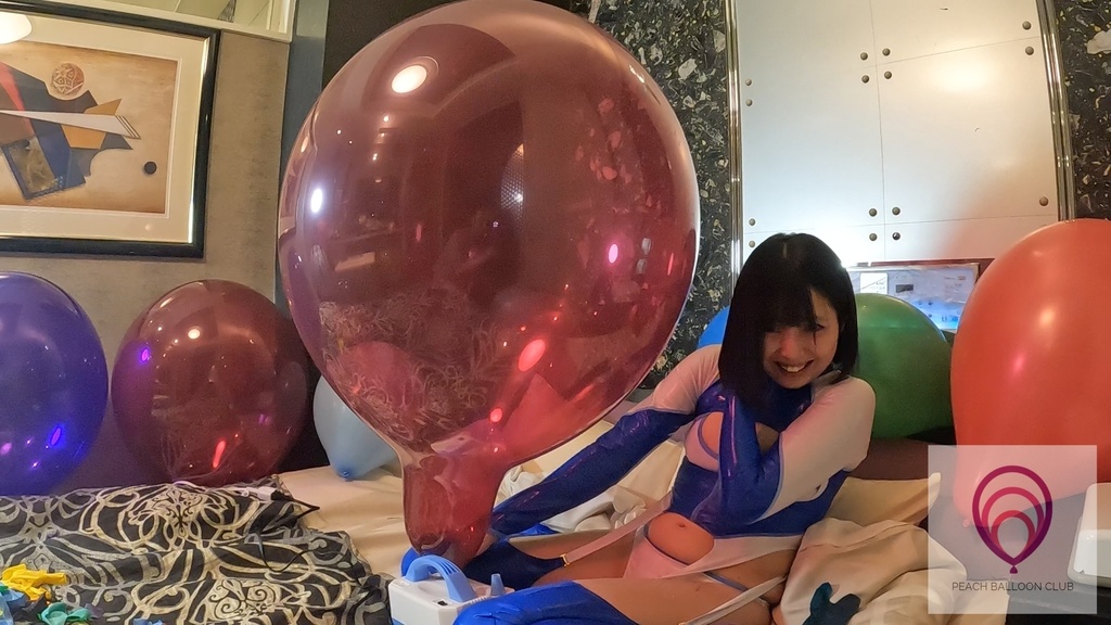 ピーチバルーンクラブ#11-2 のの 風船膨らまし割り(BTP & PTP shows by Nono)