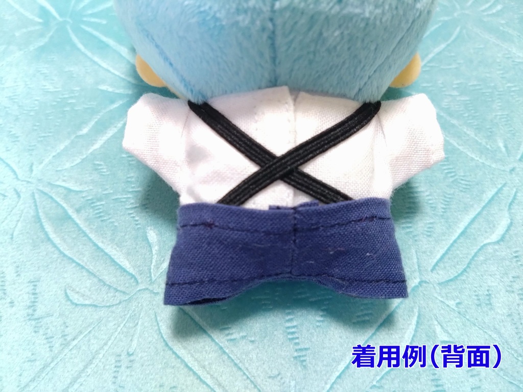 【無料型紙】両手を挙げている11cmぬいのTシャツ&ズボンの型紙