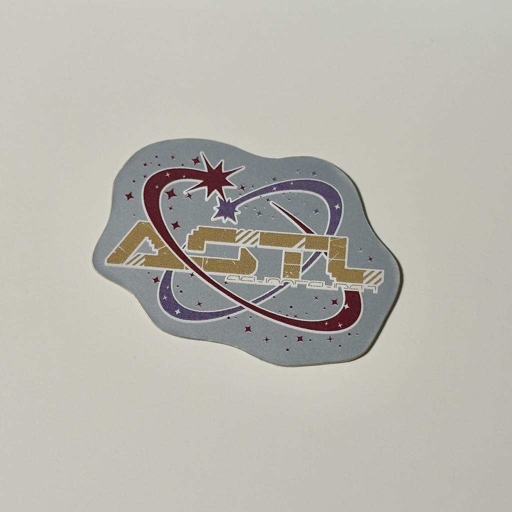 特典付きアスモツライ新作3点セット(ロゴチャーム,ロゴステッカー,ポストカード)