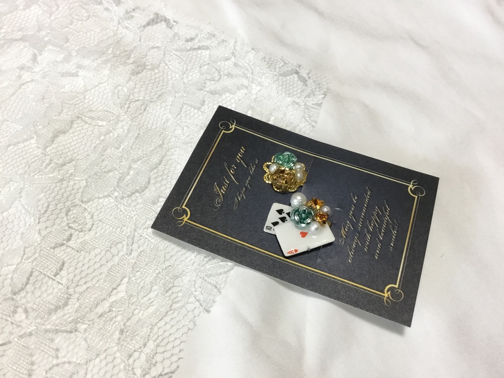 不思議の国の耳飾り 帽子屋 (イヤリング ) ※アウトレット