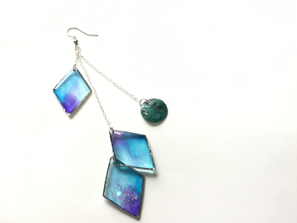 幼馴染の誘惑 (ピアス イヤリング) 【再販】