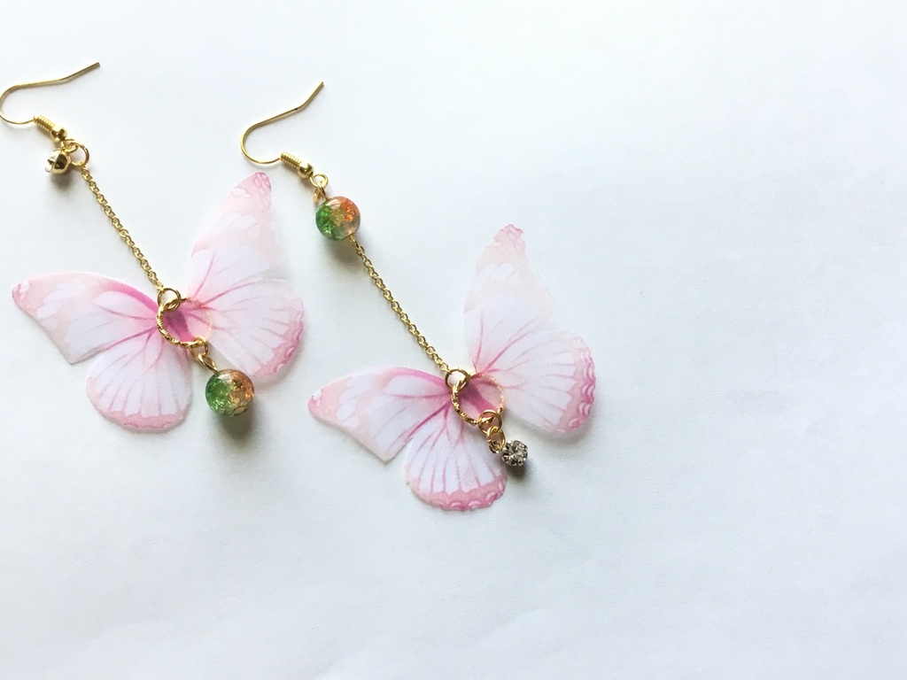 プシュケの翅 (ピンク) 【ピアス イヤリング】新デザイン
