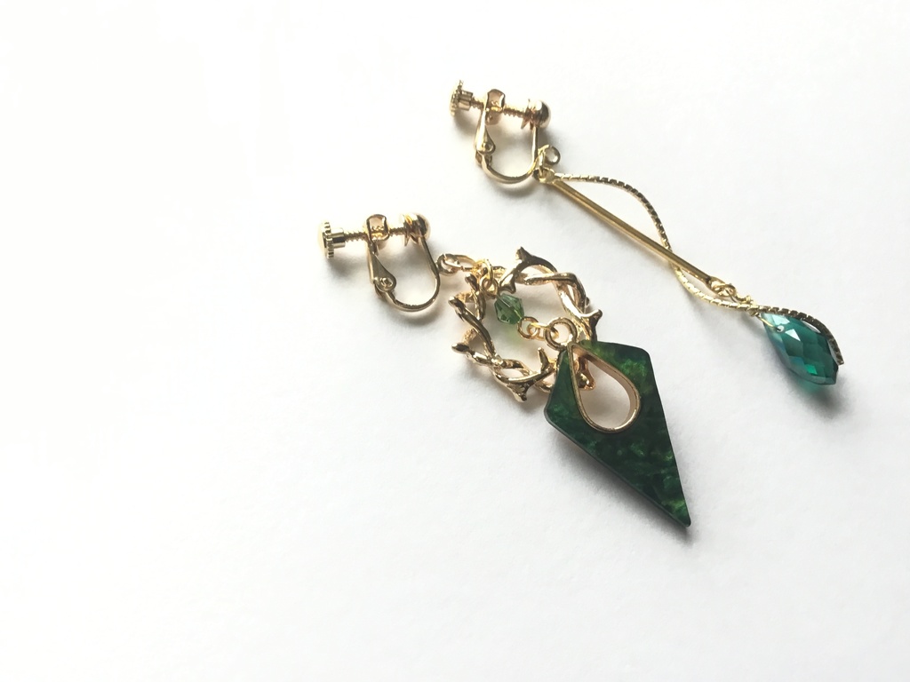 茨の森 (ピアス イヤリング)