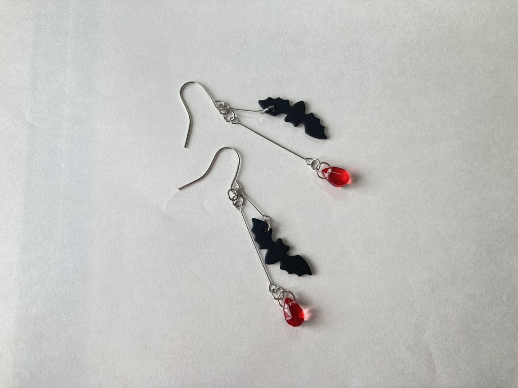 vampire blood 【ピアス イヤリング】