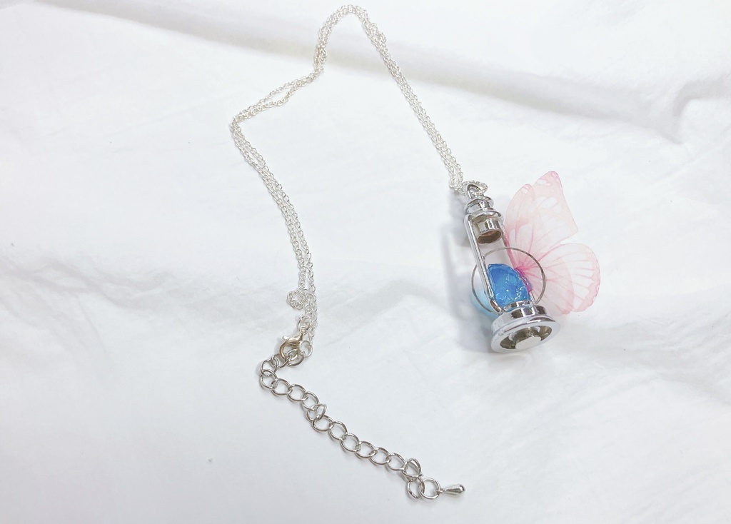 【再々販】valuable ××(ネックレス)