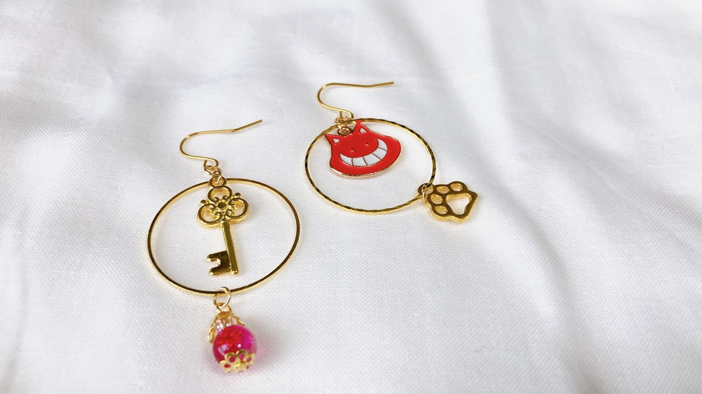 cheshire cat (ピアス イヤリング)