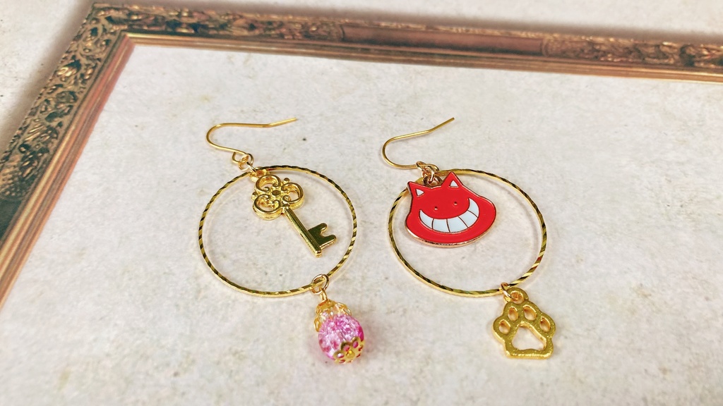 cheshire cat (ピアス イヤリング)