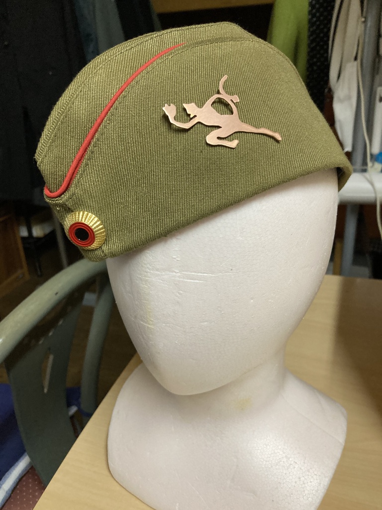 uボート踊る赤い悪魔 ピンバッジ