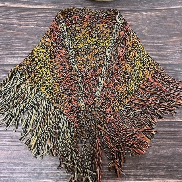 シンプル編み三角ストール