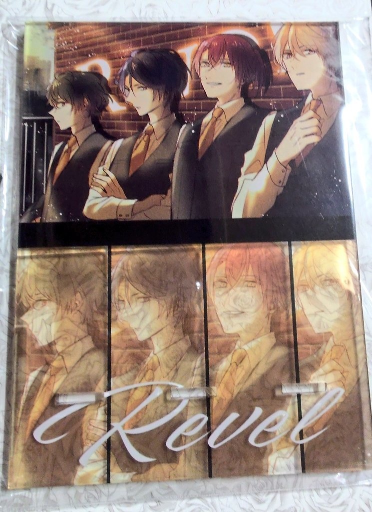 Revelのアクリルマルチスタンド