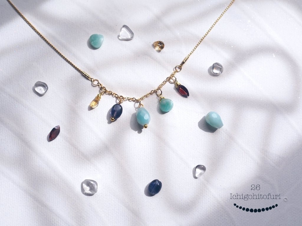 天然石のネックレス