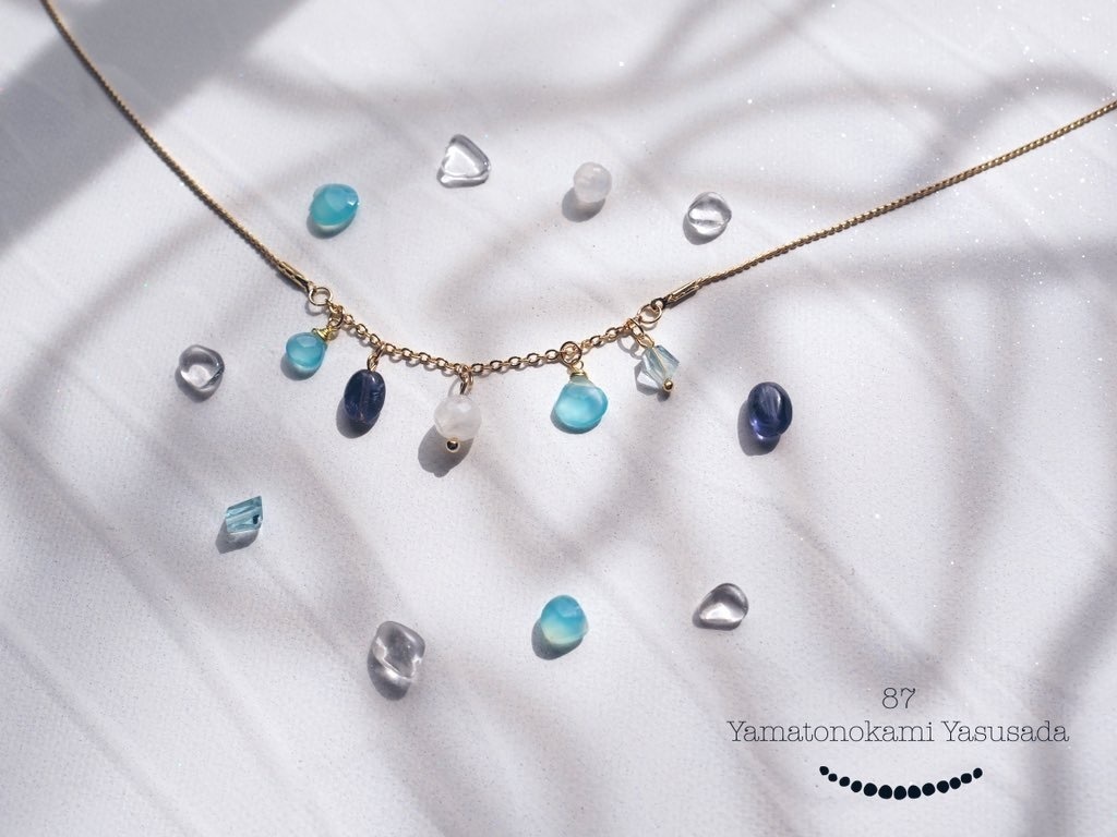 天然石のネックレス