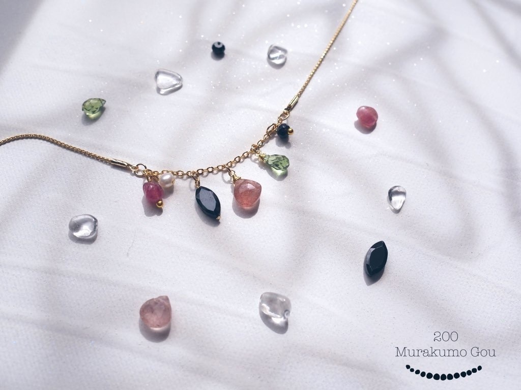 天然石のネックレス