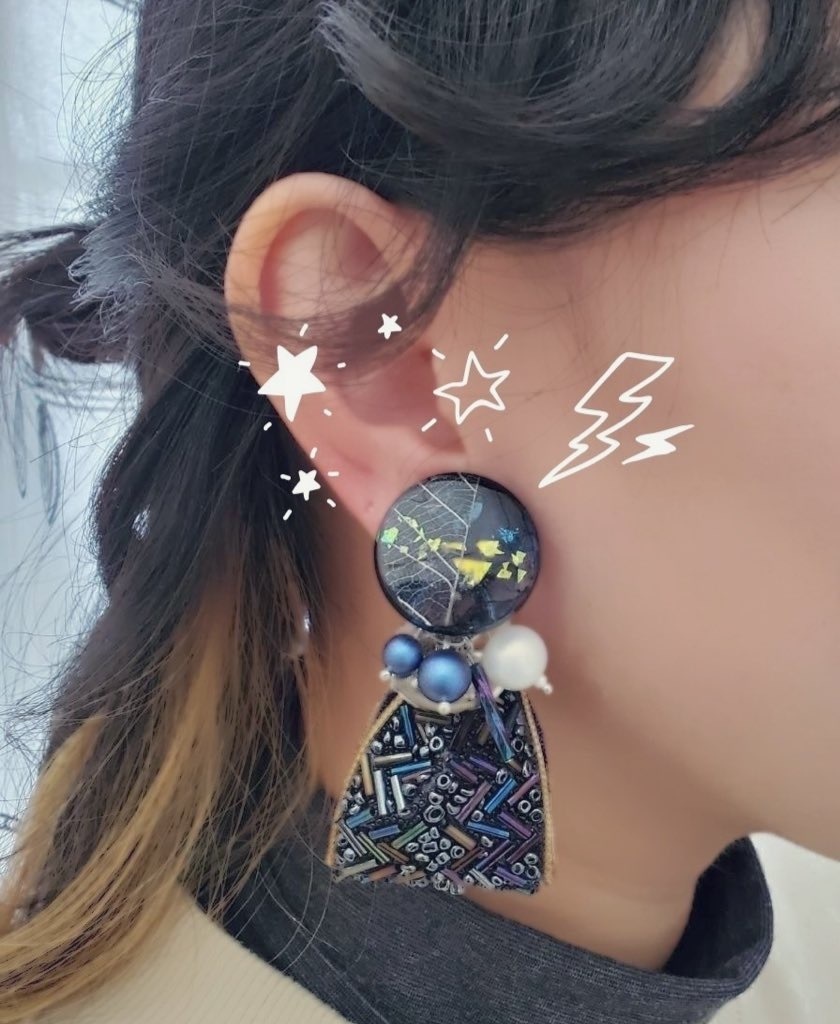 オベロンイメージ イヤーアクセサリー