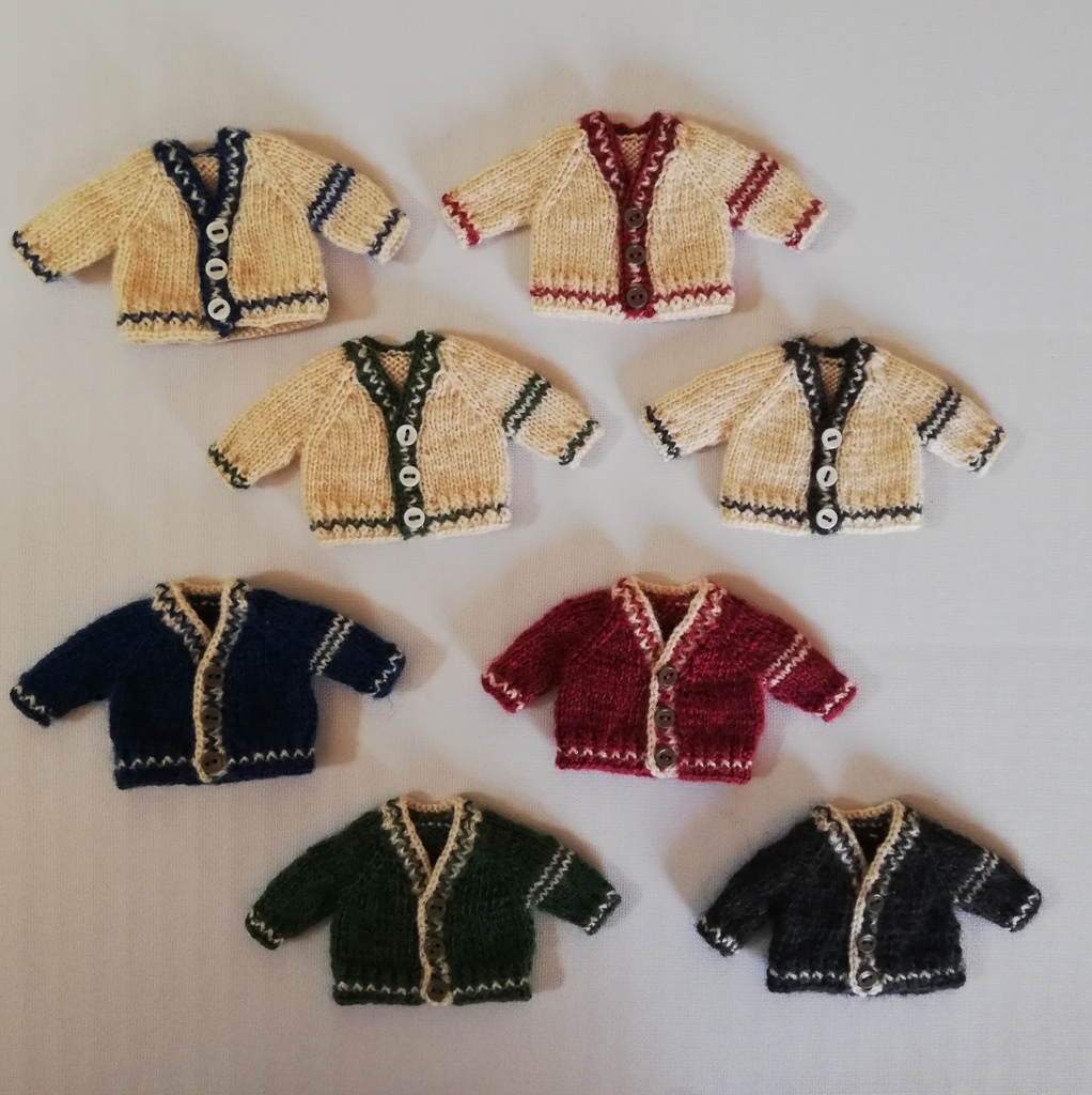 オビツ11/ピコニーモP・レタードカーディガン(あきいろ)