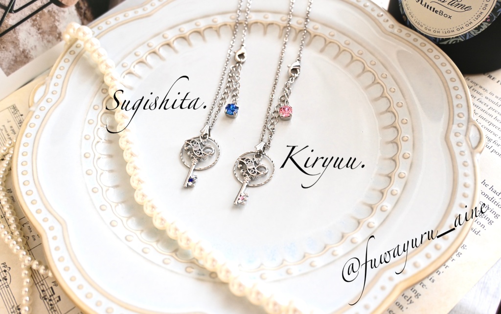 classical key ネックレス