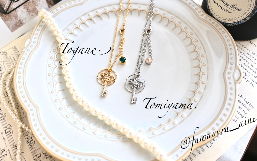 classical key ネックレス