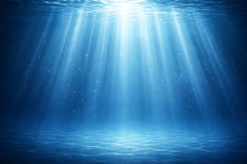 密集した光線の幻想的水中イラスト