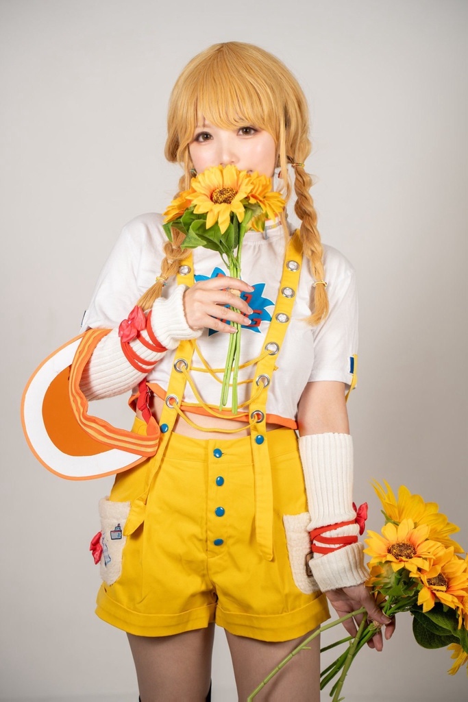 藤田ことね写真集 【DO NOT LOOK AWAY!】