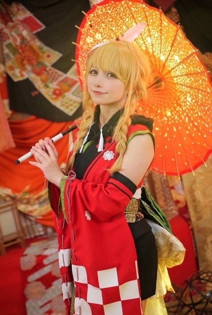 藤田ことね写真集 【DO NOT LOOK AWAY!】