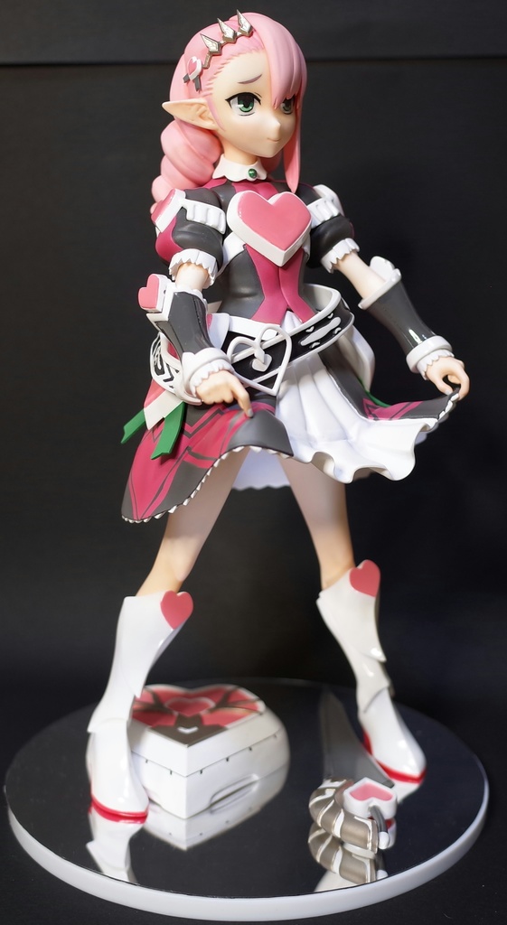 アリュリアフィギュア