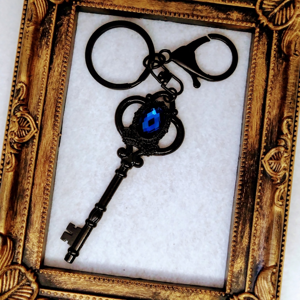魔法の鍵 ツイステッドワンダーランド マジカルペン バックチャーム キーホルダー イグニハイド寮 魔法石 鍵 ブラックver.
