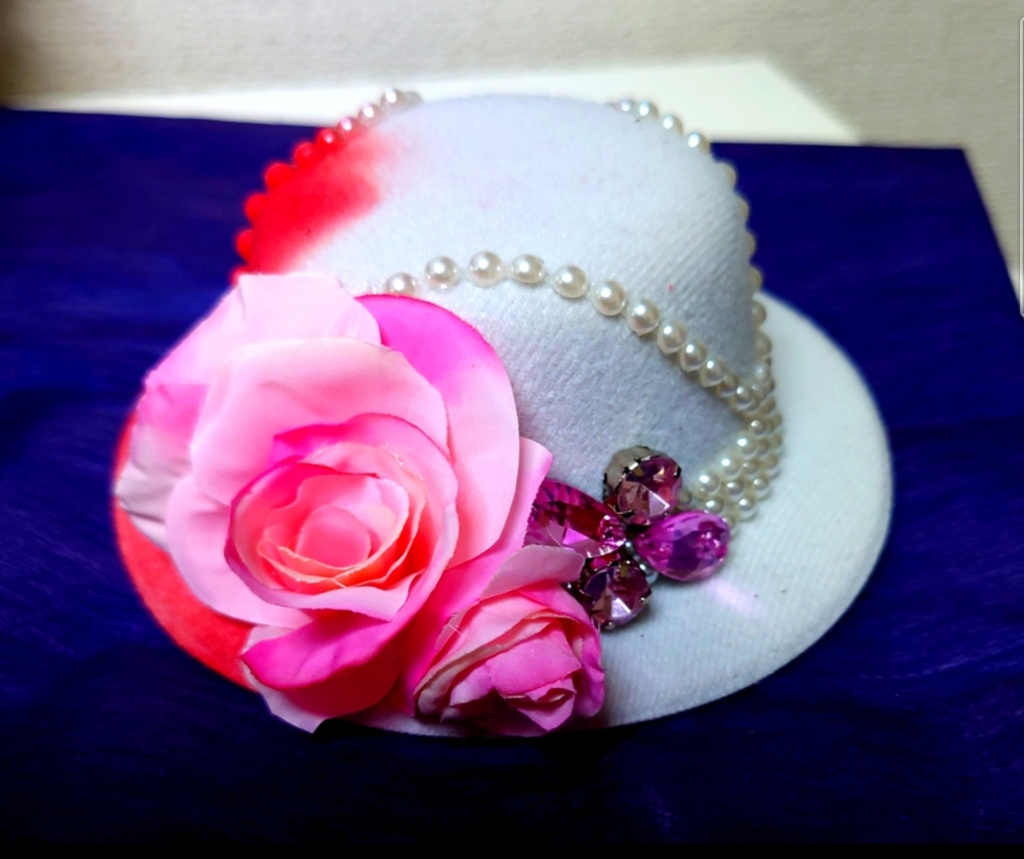 「宿酔」モチーフミニハット