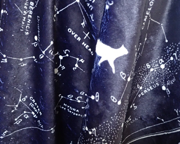 星図を散歩する猫 ブランケット