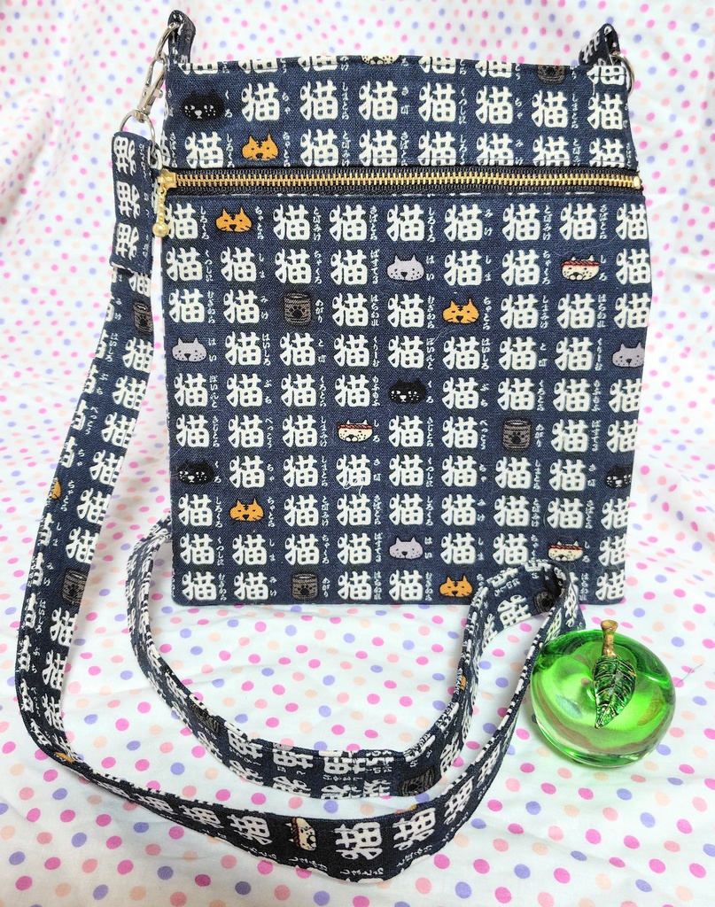 和風な猫さんのミニショルダーバッグ♪