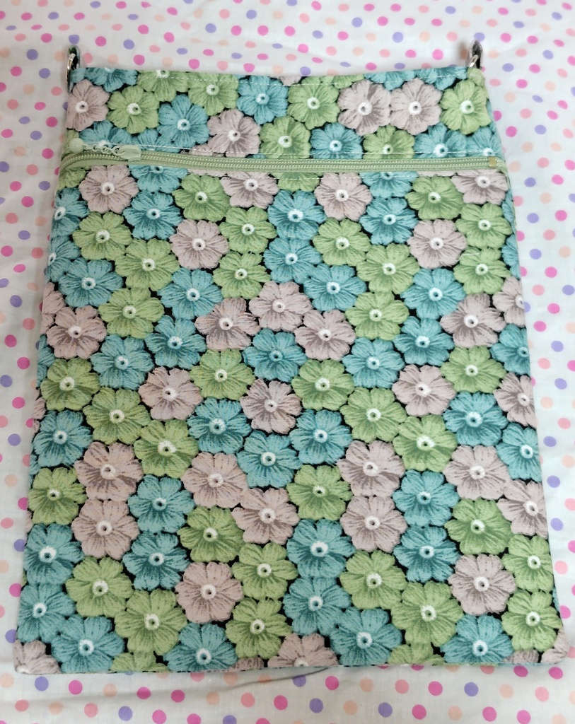 ポコポコ刺繍の花柄風ショルダーバッグ☆グリーン