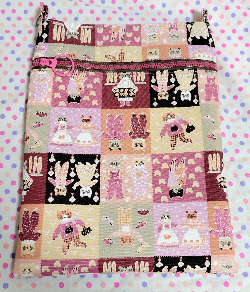 レトロ可愛い猫さんのパッチワーク風ショルダーバッグ☆ピンク