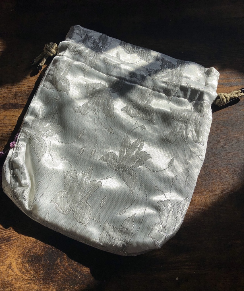 最遊記 玄奘三蔵 きんちゃく ポーチ 白