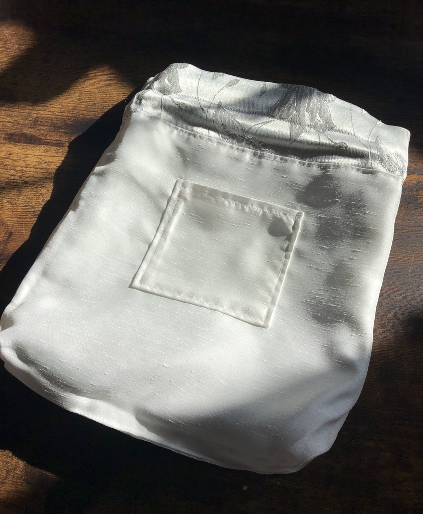 最遊記 玄奘三蔵 きんちゃく ポーチ 白