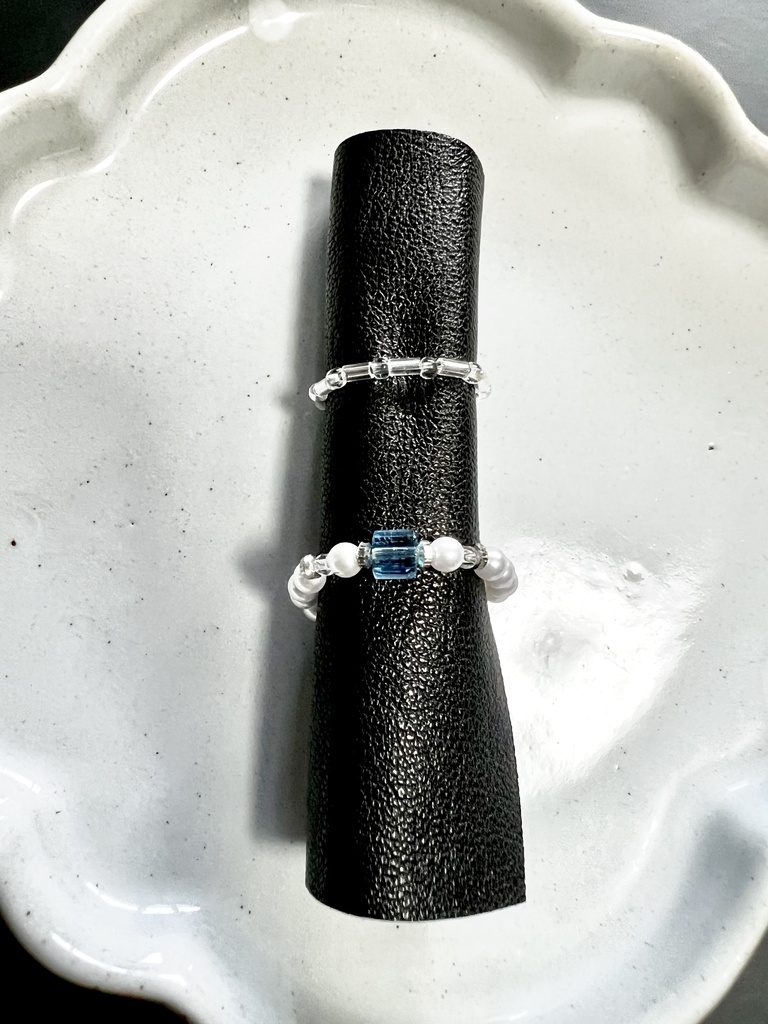 五条悟 ビーズリング 青白玉