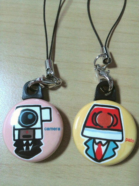 カメラ・パト（セット）の缶ストラップ
