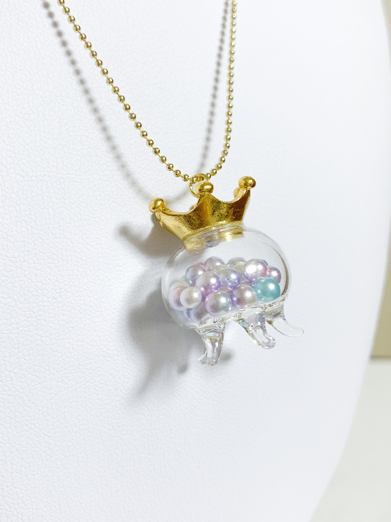 ジェリーフィッシュネックレス