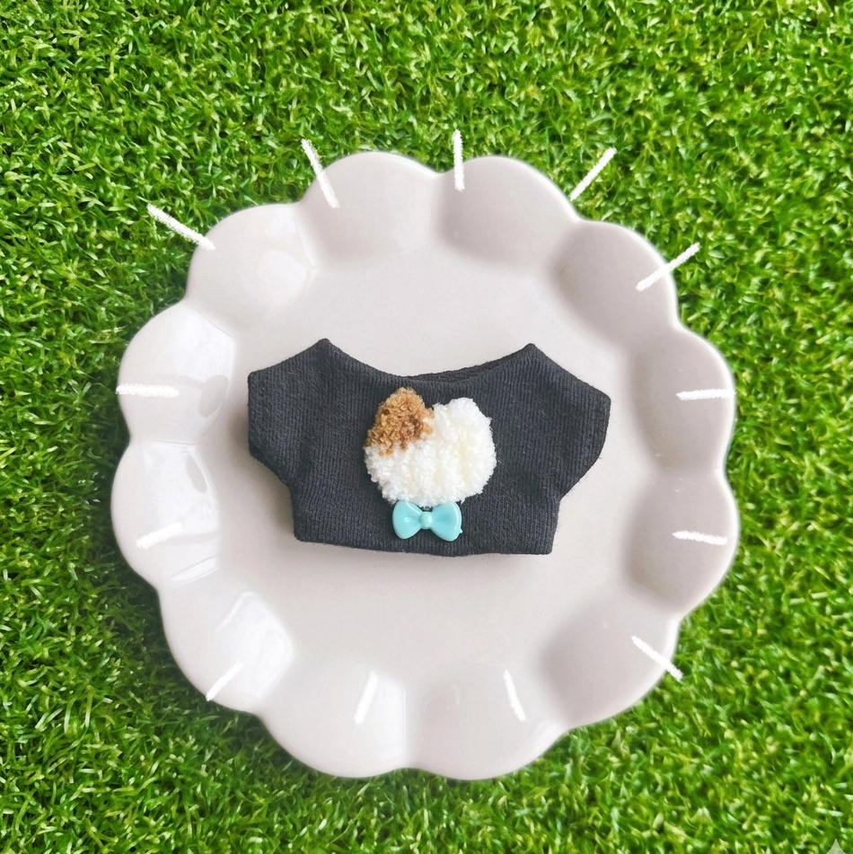 ふわもこネコさんのおめかしTシャツ