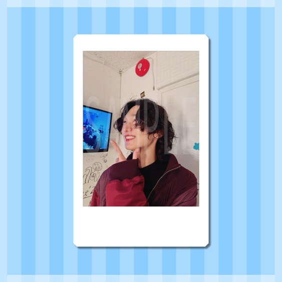 楽屋チェキC(にっこりver.)