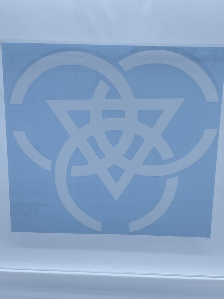 ブルーアーカイブ トリニティ総合学園ステッカー