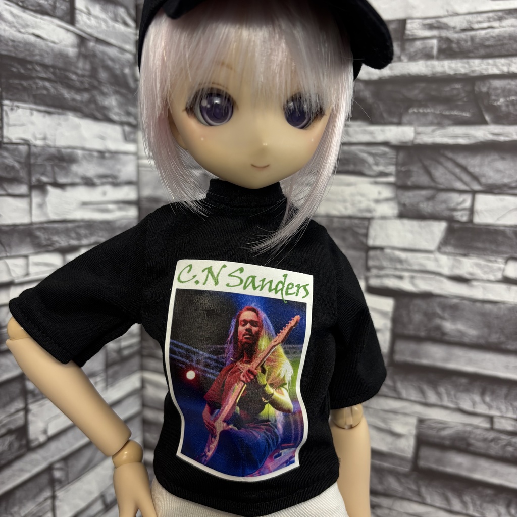 MDD/IMOMO/40cmサイズ【架空のギタリスト】Tシャツ 黒or灰