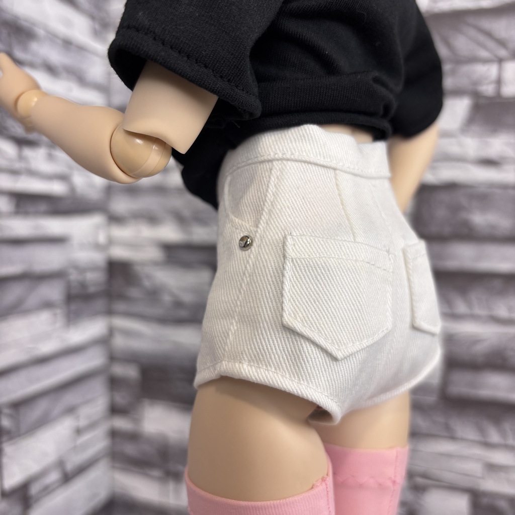 MDDサイズ ホットパンツ【ホワイトorブラック】