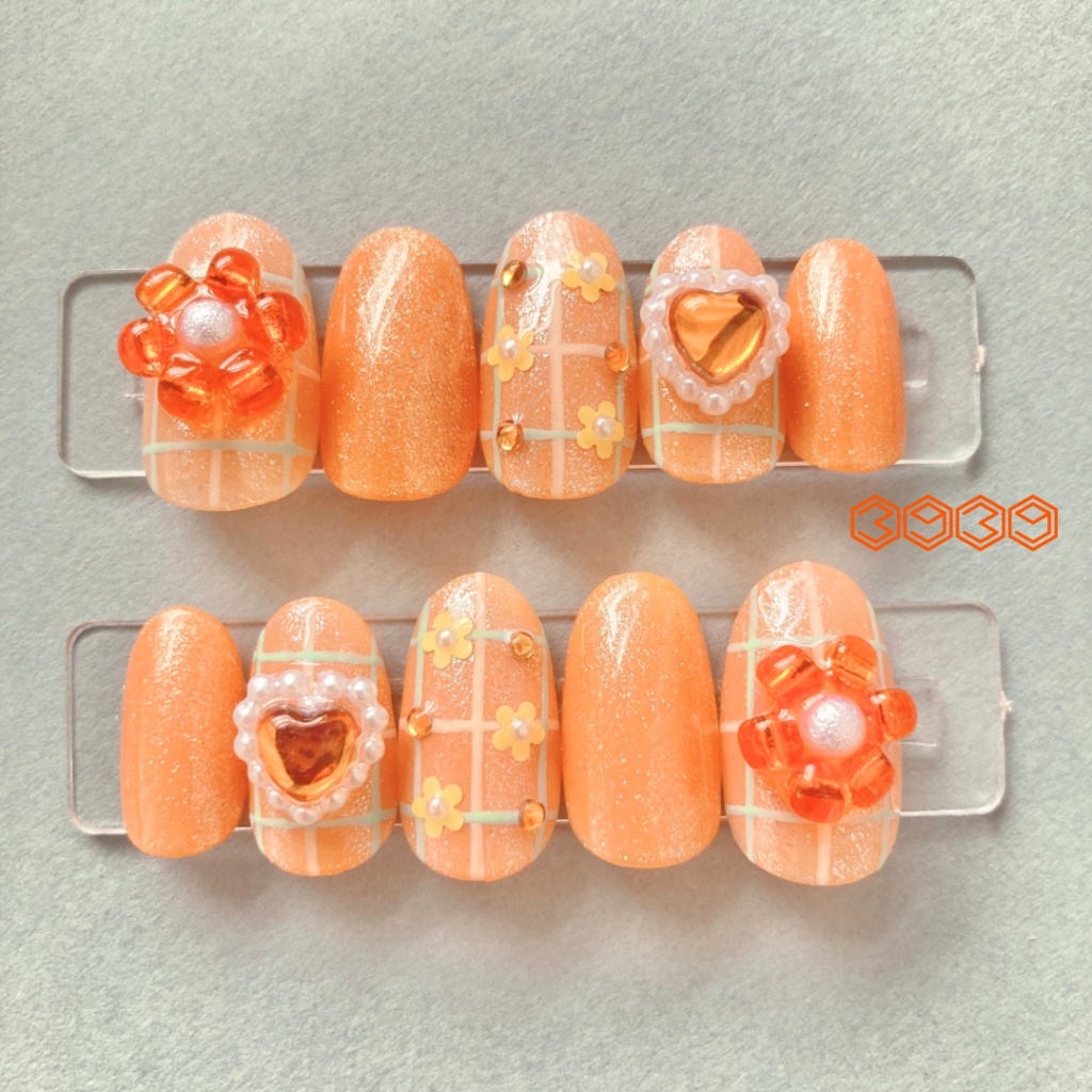 現品 オレンジ系 ネイルチップ 25 安心と信頼 - ネイルチップ・付け爪