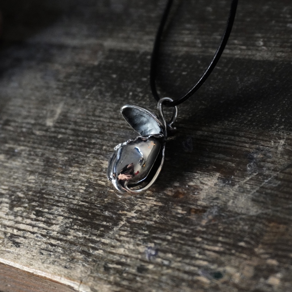 Nepenthes rajah silver925