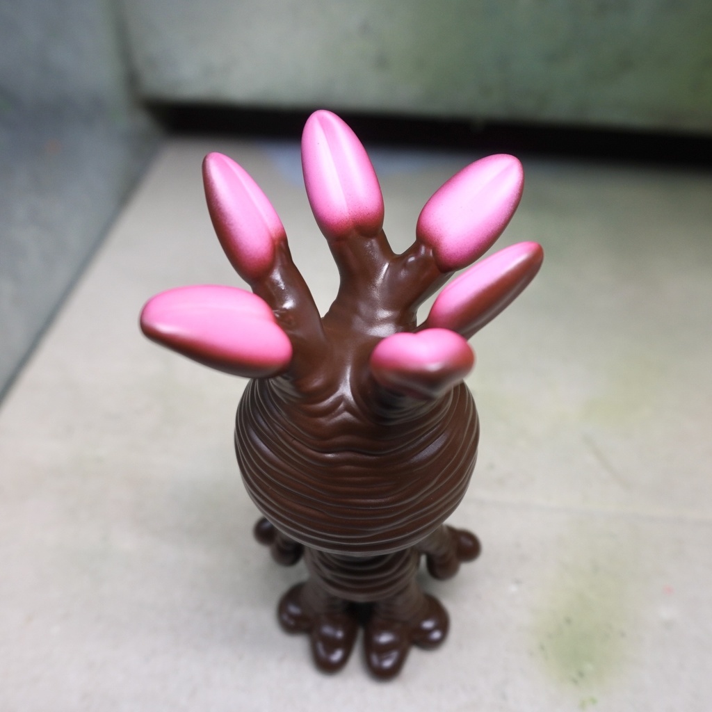 ソフビ マンドラグラキ いちごチョコカラー