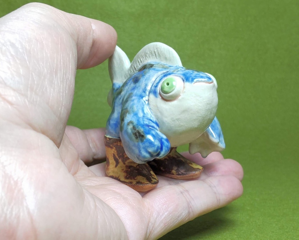 陶立体「ミニ タチウオ」