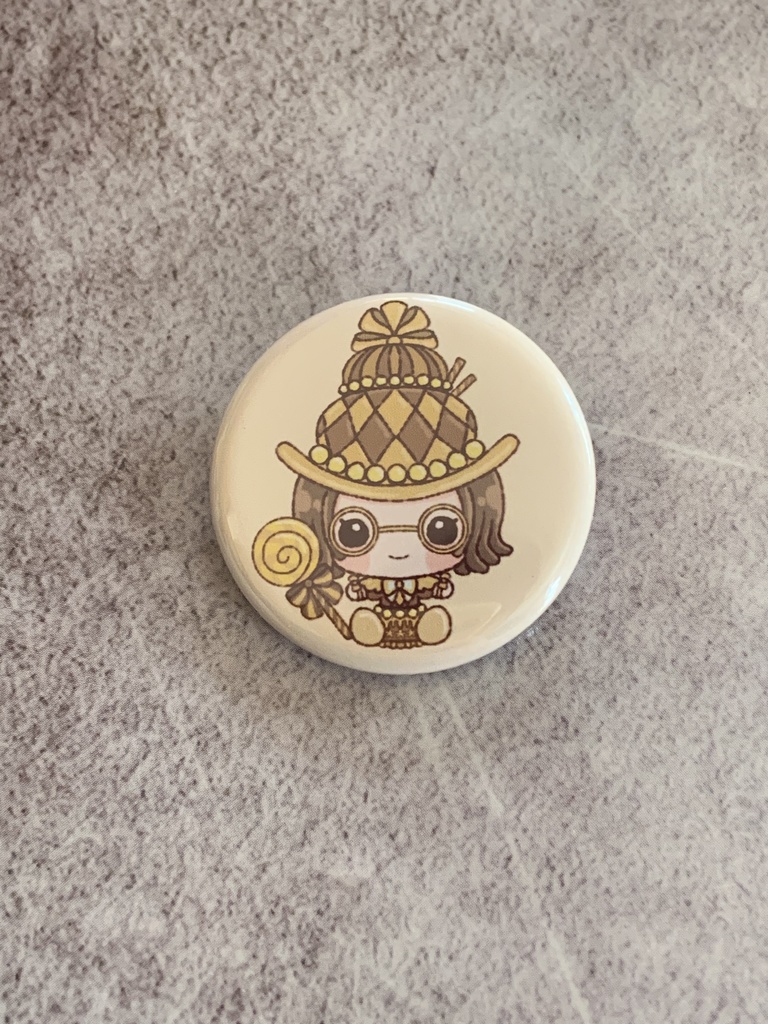 缶バッチ 黄金ケーキ