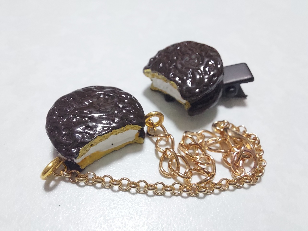 食べかけチョコパイのポシェット、ヘアピン セット