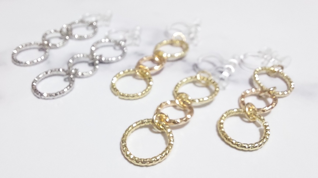 シンプル3連ノンホールピアス