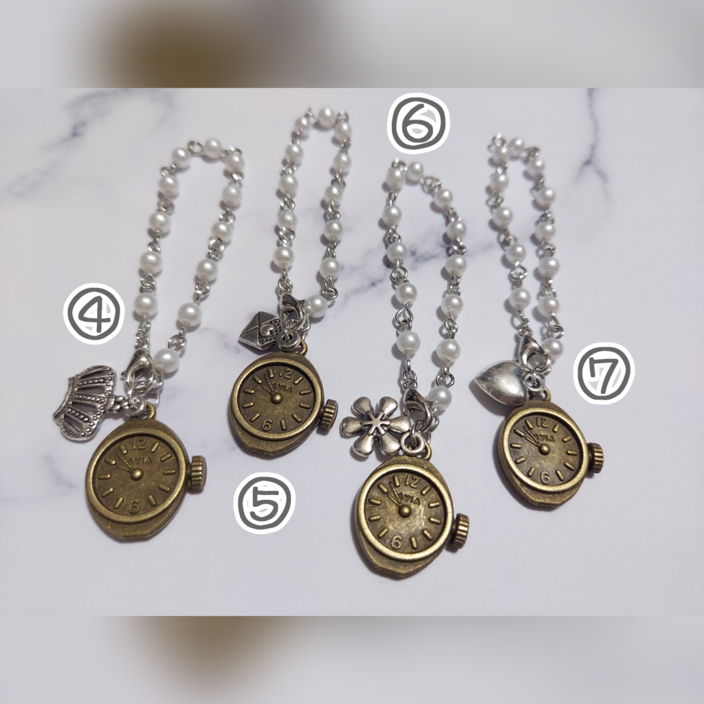 不思議の国の時計ポシェット